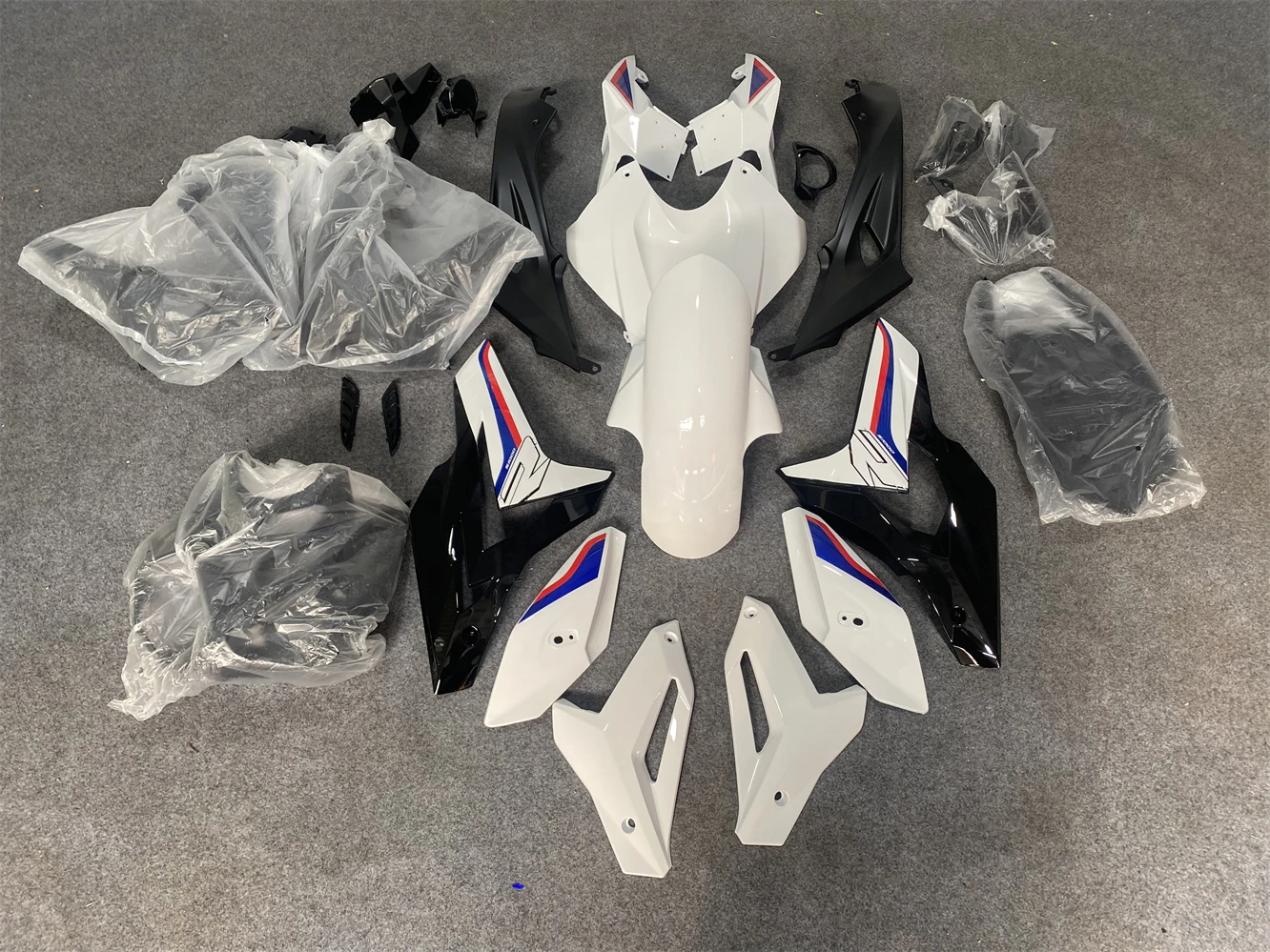 

Motorcycle Bodywork Cowling Accessories Full Fairing Kits for S1000R 2015-2016-2017 Injection Molding S1000 R 15-16-17Motorcycle