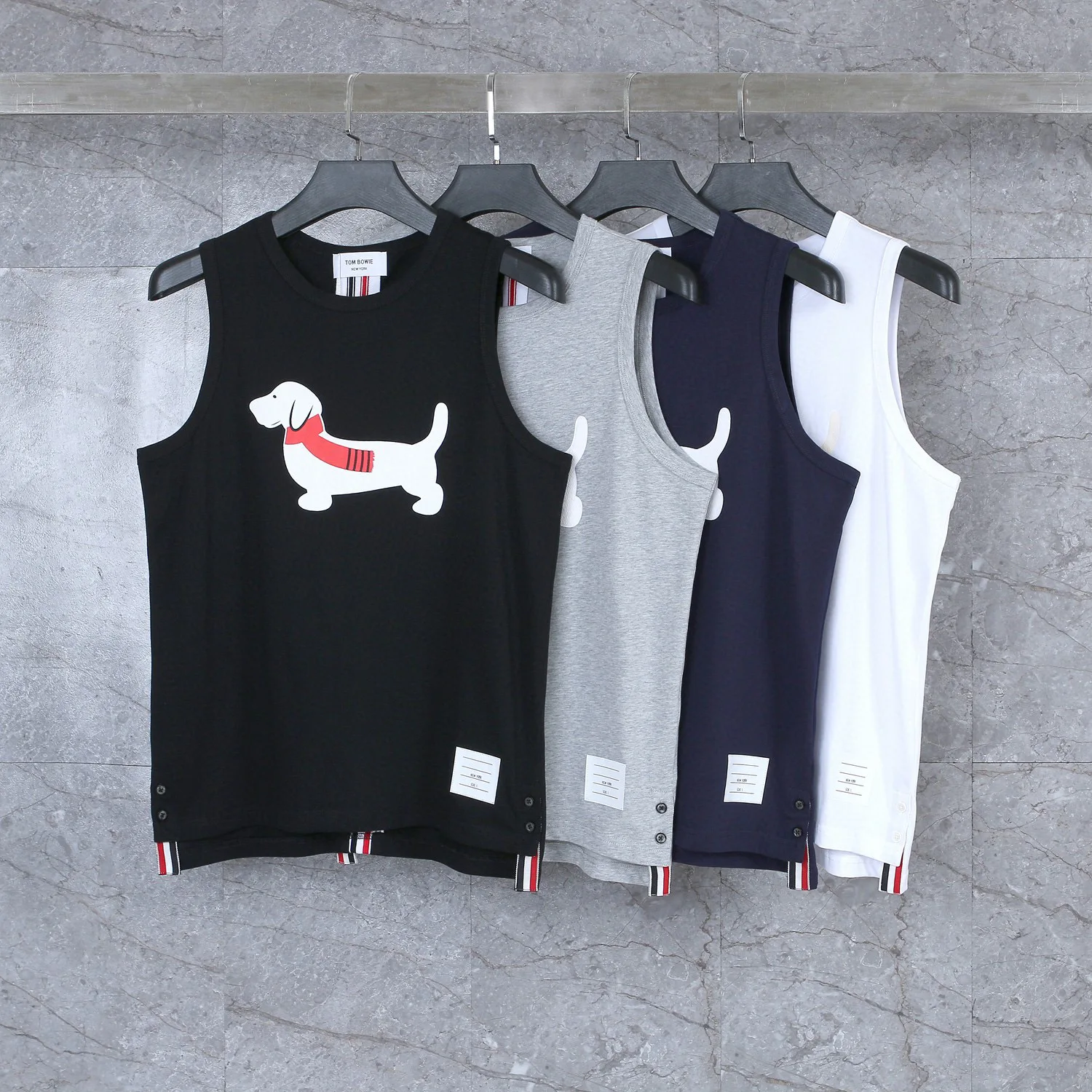 

Мужские майки для спортзала, новинка 2023, футболка без рукавов для тренировок, бодибилдинга, фитнеса, брендовая пляжная спортивная одежда с принтом, жилеты для мышц для мужчин