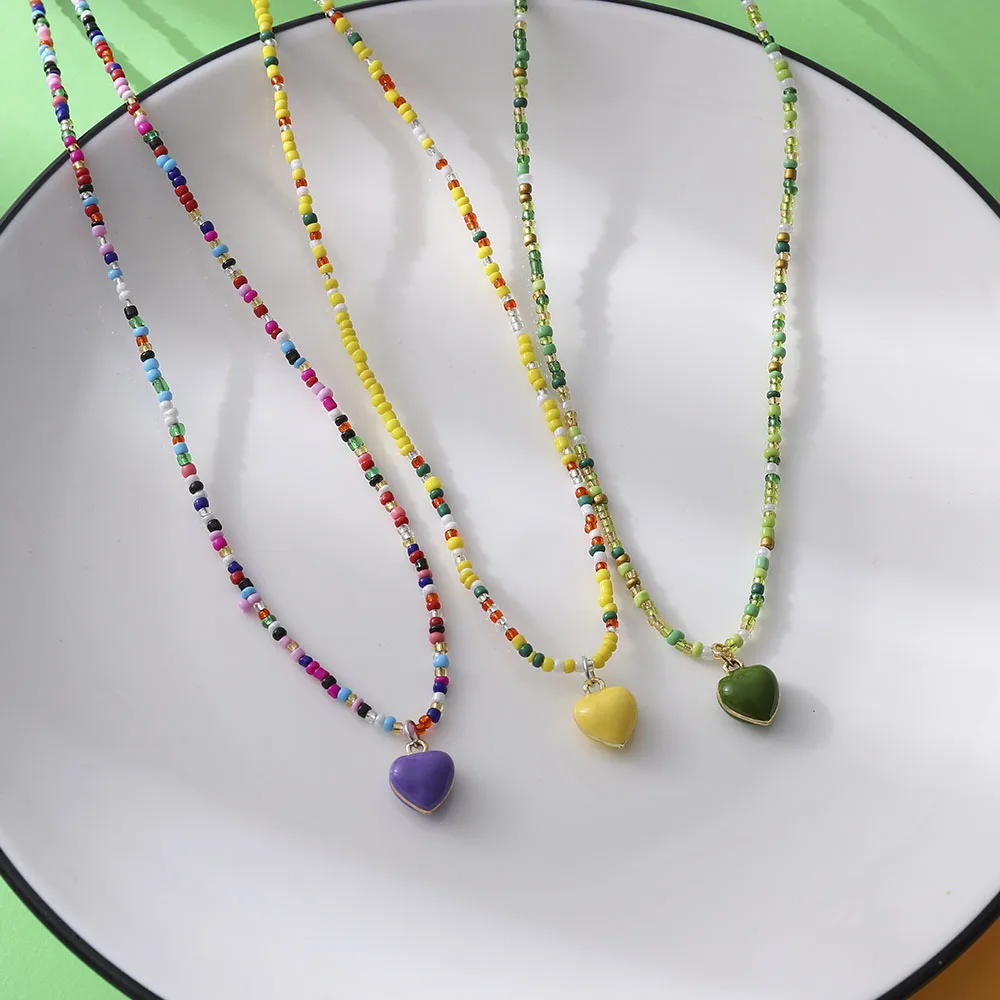 

Bohemian Candy Colored Love Heart Beaded Necklace Female Sweet And Cute Beach Play Wild Collarbone Chain Jewelry Gift 2022
