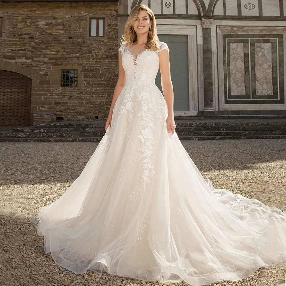

V Neck Wedding Dress 2022 Lace Appliques A Line Buttons Back Cap Sleeves Bridal Gowns Court Train Robe De Mariée Illusion