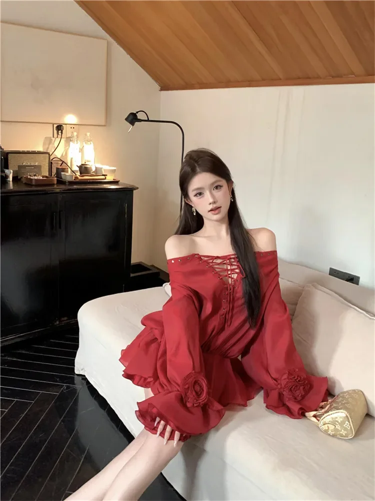 Новинка Осеннее пикантное красное супер мини-платье с воротником-лодочкой