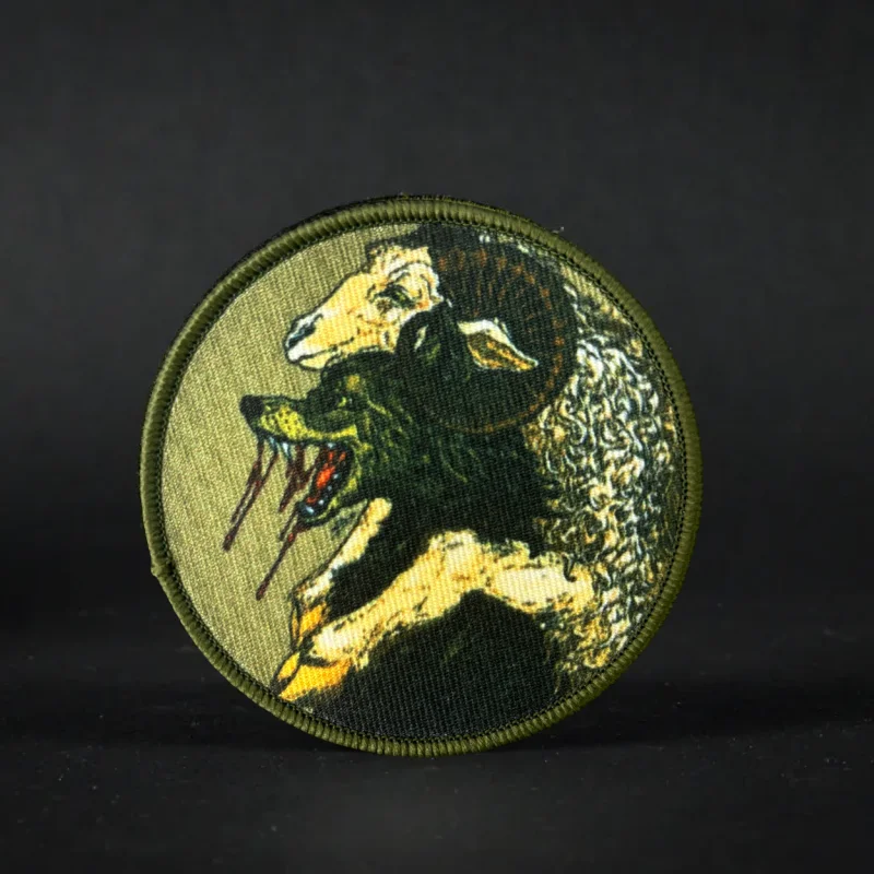 Тактическая нашивка Волк в овечьей одежде военная повязка на руку нашивки для