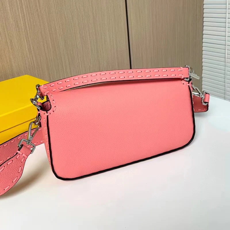 

2023 new retro leather fashion luxury multi-functional large capacity women's baguette shoulder bag