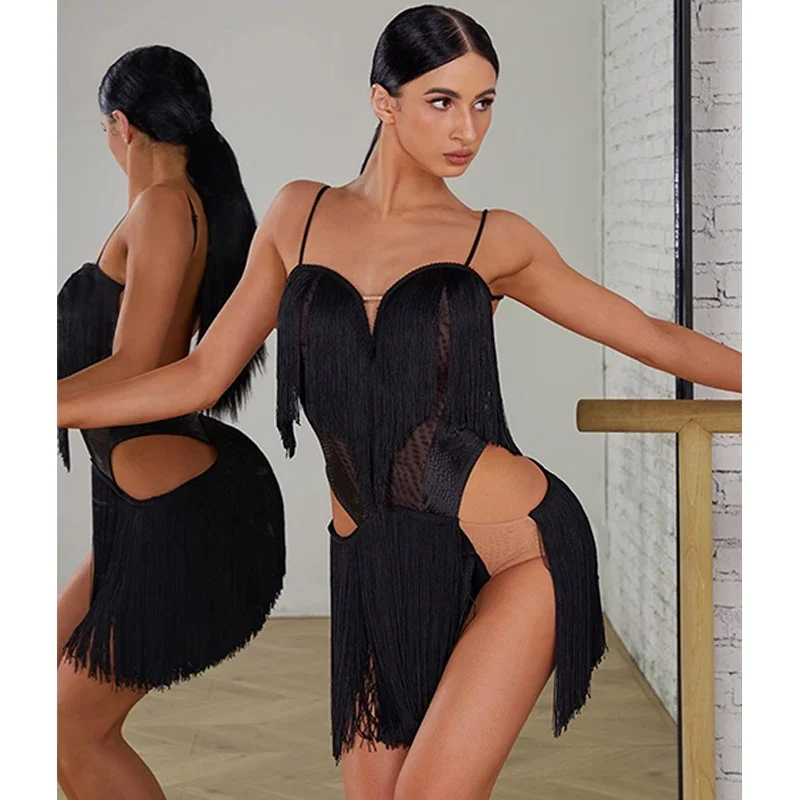 Платье для латиноамериканских танцев с бахромой