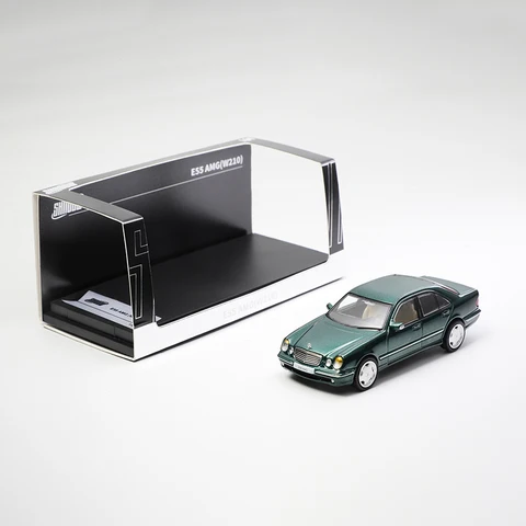 Модель автомобиля WELLY E55 W210 1:64