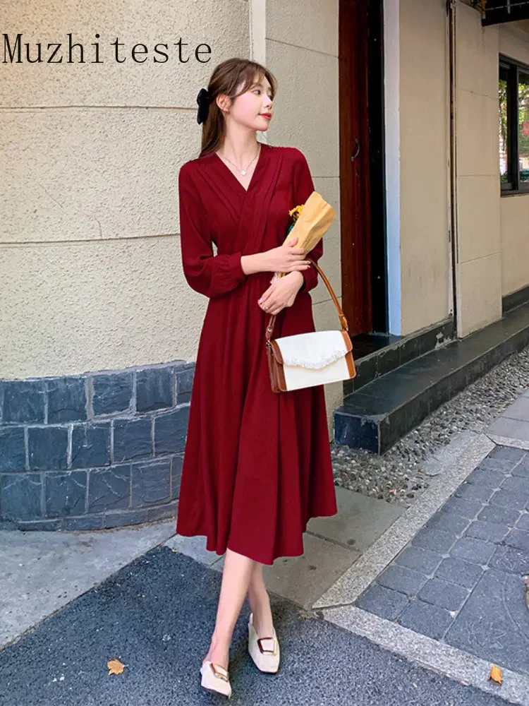 

Женское платье с V-образным вырезом, длинным рукавом