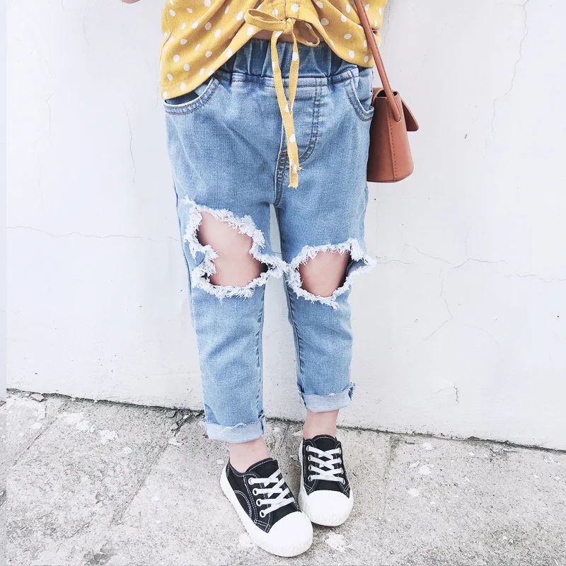 

Girls Light-colored Big Ripped Stretch Jeans Korean Baby Newborn Clothes Baby Pants