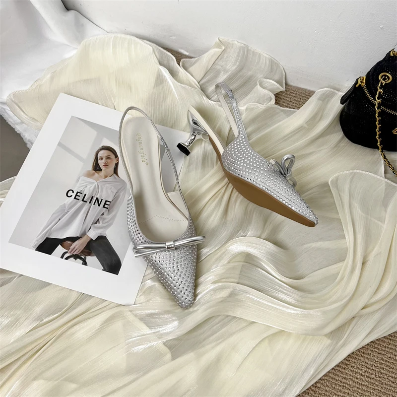 Eilyken дизайнерские шелковые туфли-лодочки с кристаллами для женщин пикантные