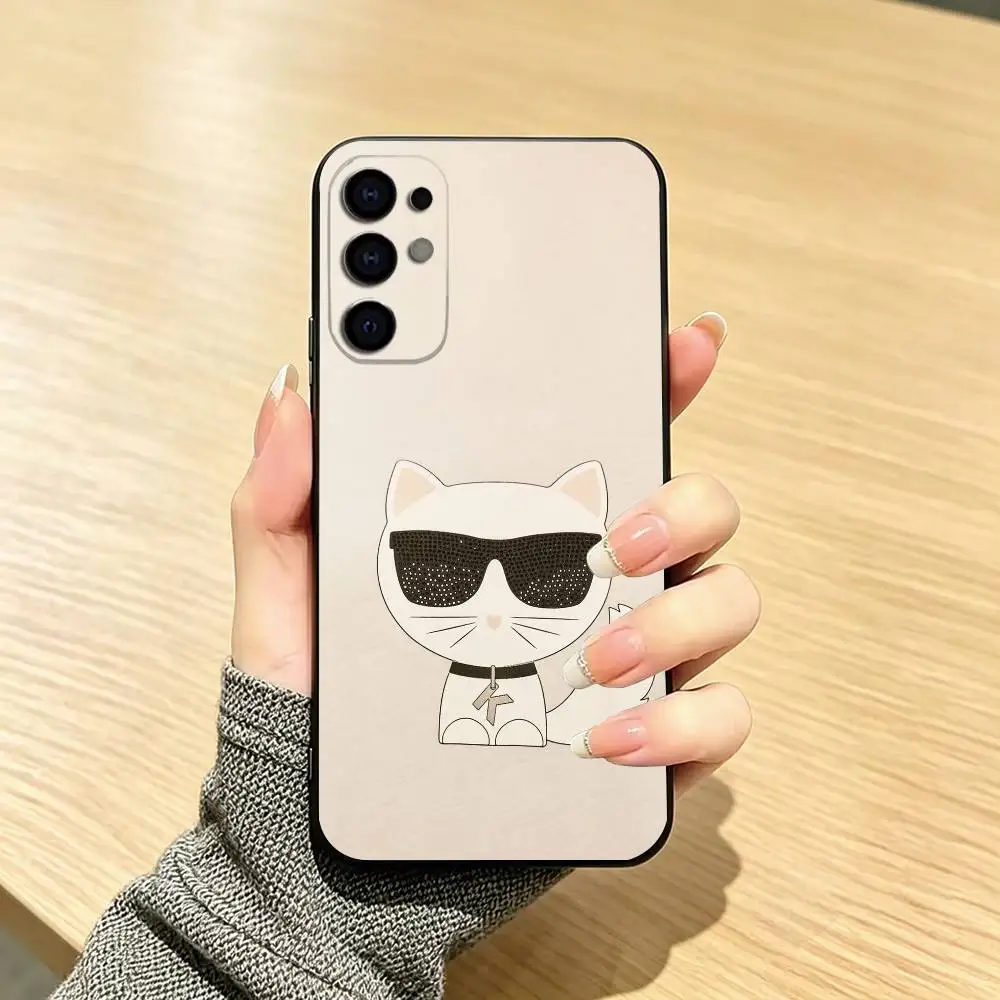 Фото Чехол для телефона Karl Lagerfeld Cat Gift, черный, силиконовый, мягкий, для Samsung S25, S24, S21, S22, S23, S30, Ultra, S20, Plus, Fe, Lite №4