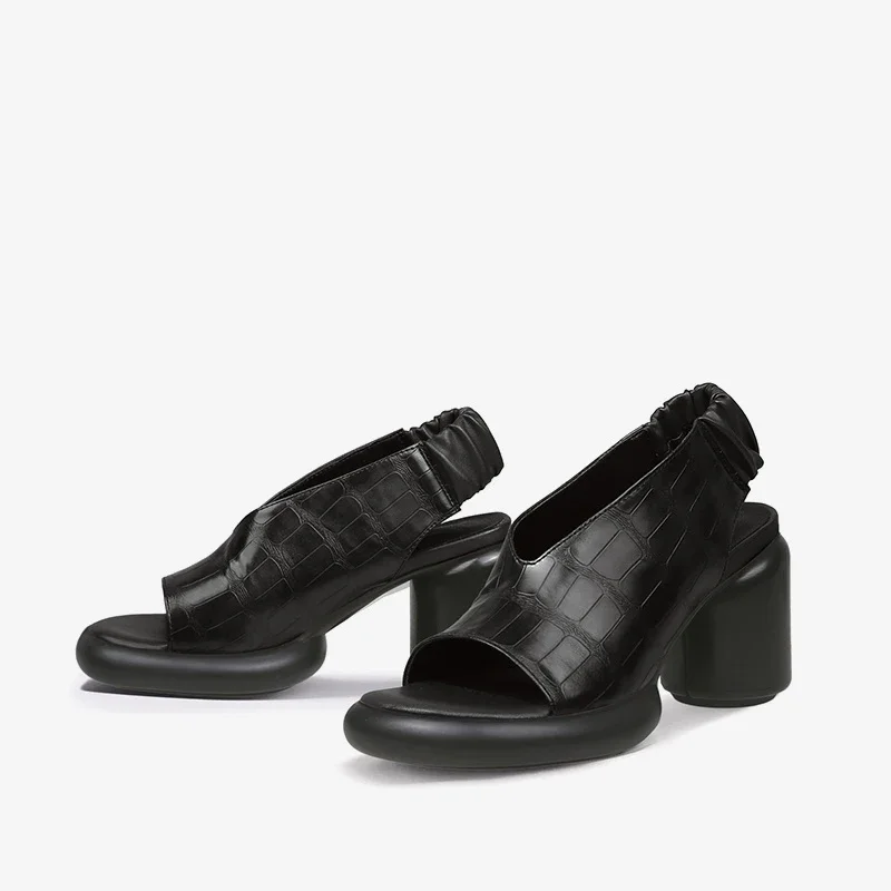 Классические эластичные черно-коричневые дышащие удобные женские туфли без