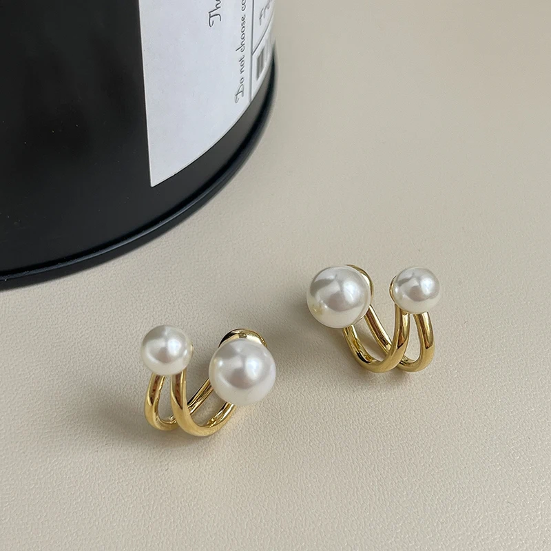 

Korean Fashion Imitation Pearl Stud Earrings for Women Gold Trendy Retro Simple Statement Party Jewelry Gifts S925 Silver Needle