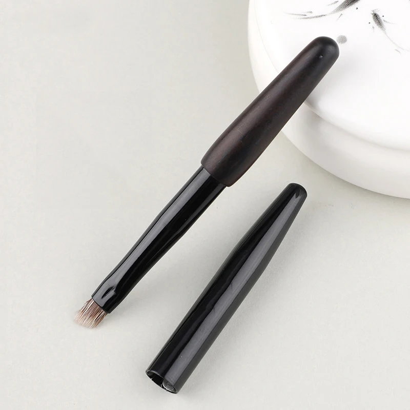 

Karsyngirl 1 шт. Кисть для макияжа животных с защитным рукавом портативная высококачественная кисть для бровей Профессиональные инструменты для...