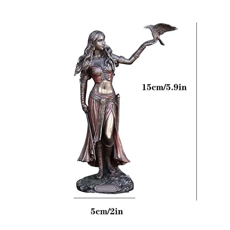 Статуя богини таинственной с вороной и мечом статуэтка ведьмы Декор настольное