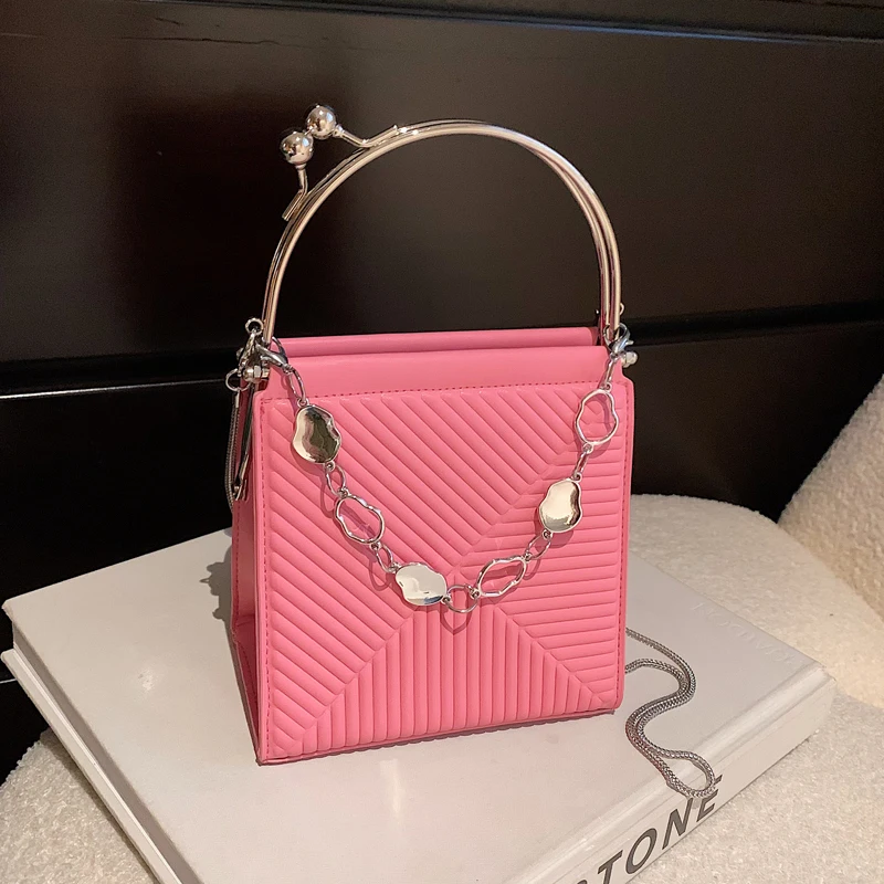 

Women's Bag 2022 Trend Handbag Jeweled Chain Designer Shoulder Bag Luxury Fashion Stripe Evening Clutch Purse Cute Crossbody Bag