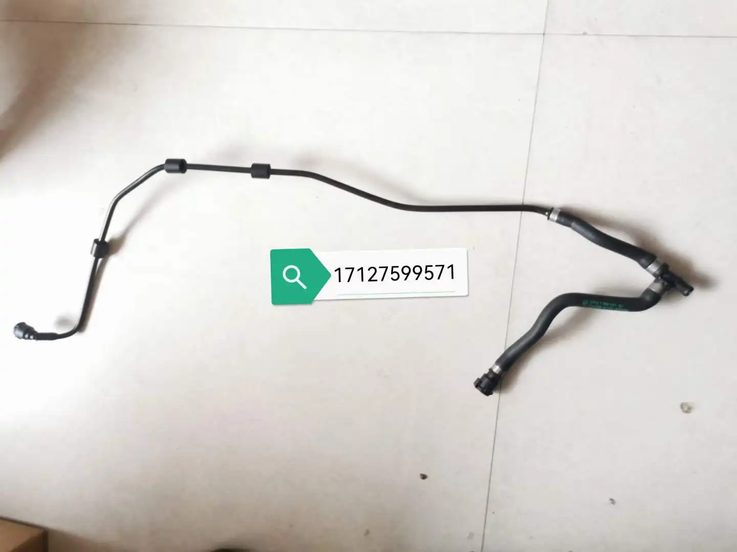 

Шланг для восстановления охлаждающей жидкости двигателя для BMW 6 F06 7599571 17127599571