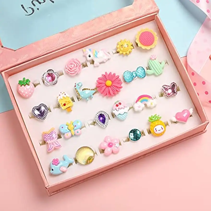

Little Girl Jewel Rings in Box Adjustable No Duplication Girl Pretend Play and Dress Up Rings (24 Lovely Ring)