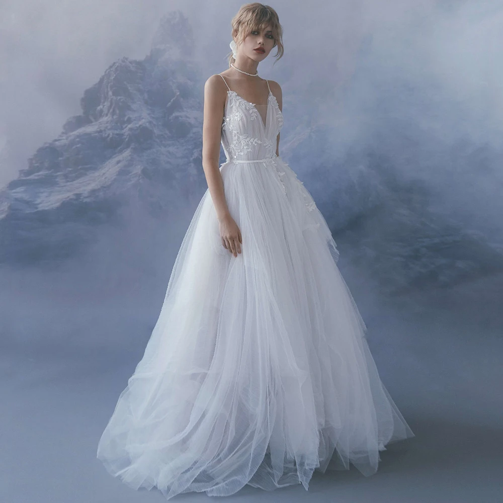 

Chic Spaghetti Straps Tulle Wedding Dress Sleeveless V-Neck A-Line Applique Beading with Belt Bride Floor Length Formal Gowns