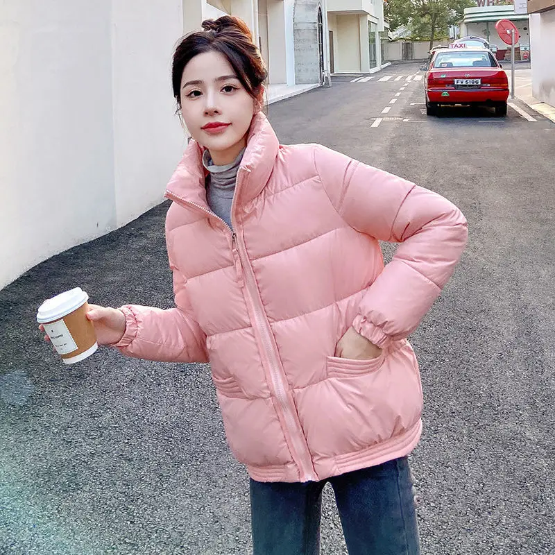 

Женское пальто с хлопковой подкладкой, Осень-зима 2023, однотонная одежда с воротником-стойкой, новые модные облегающие Короткие пуховые хлопковые куртки в Корейском стиле