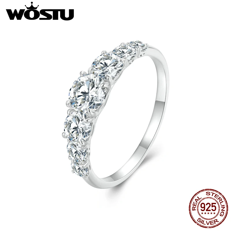 

Женское кольцо из серебра 925 пробы, с муассанитом