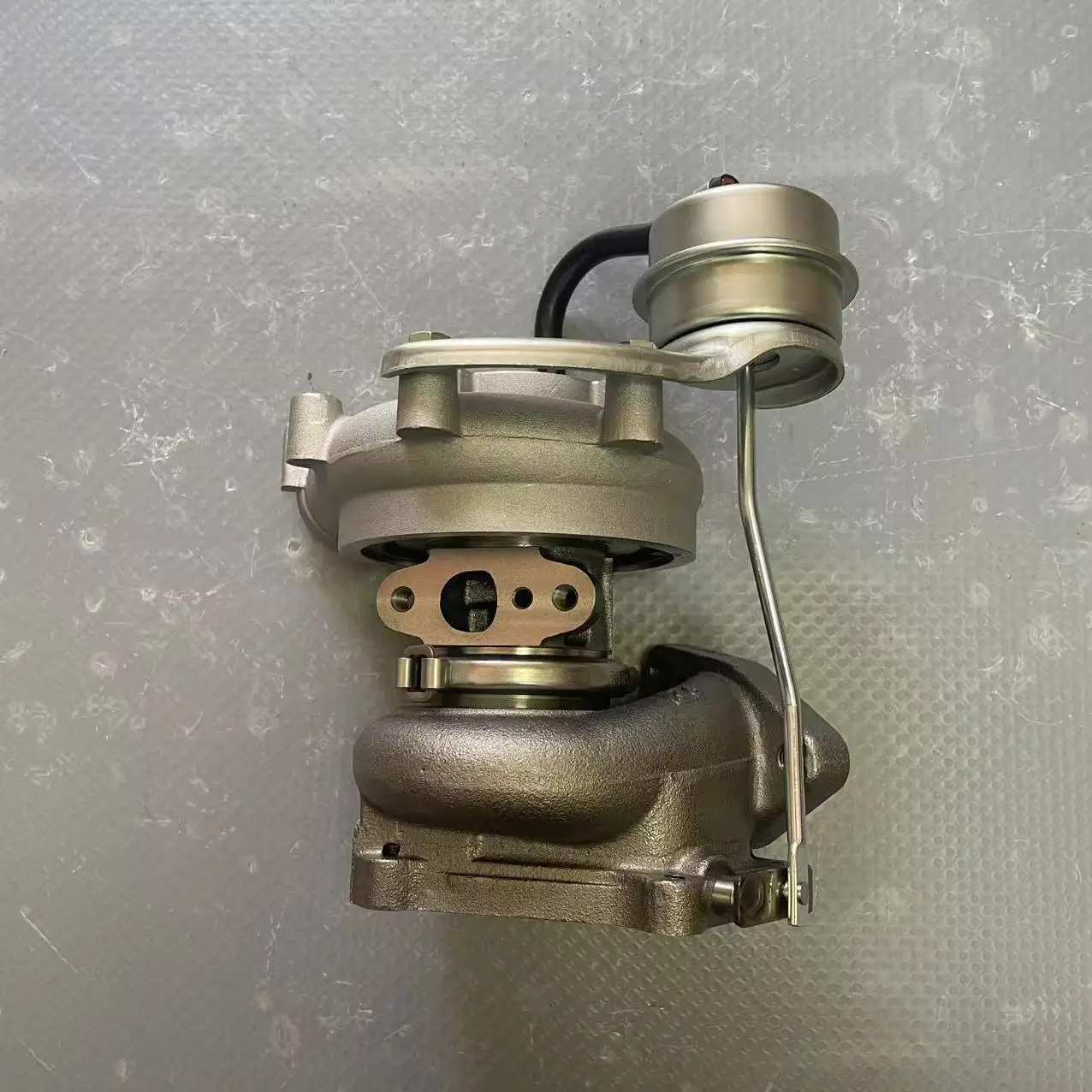 Фото Подходит для двигателя Toyota 15B CT12B 17201-46040 17201-58040, механизм с турбонаддувом №4