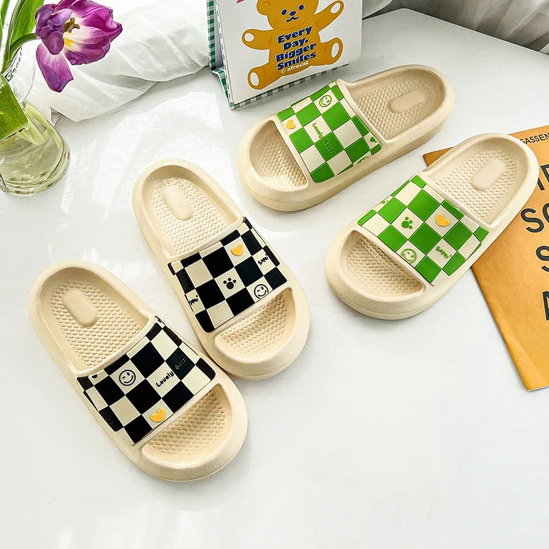 

2022 elegant slippers women's indoor home summer home bathroom non-slip summer couple thick bottom sandals and slippers