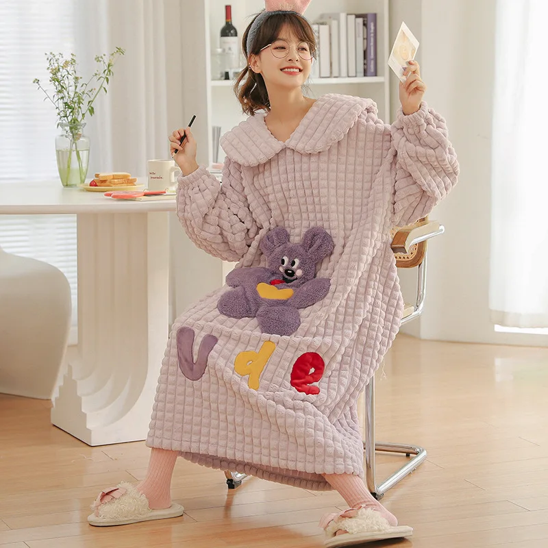 

New Arrival Winter Thicken Women Night Dress Sleepwear Cartoon Bear Korean Loose Girl Dresses Flannel Soft Warm Kawaii Nightwear