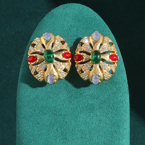 Винтажные разноцветные глазурованные роскошные серьги-гвоздики для женщин, аксессуары, полые украшения, золотой цвет, овальные стразы, банкет, свадьба, 2025 г.