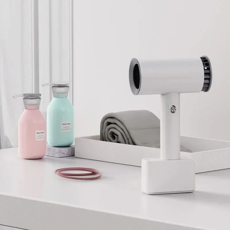 Портативный фен перезаряжаемый для горячего/холодного ветра дорожный