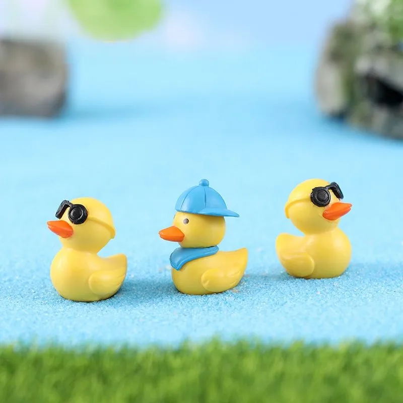 

Duckling Kawaii Accessories Micro Landscape Ornament Decoration DIY Materials Miniatures Cute Things Sculptures and Figurines