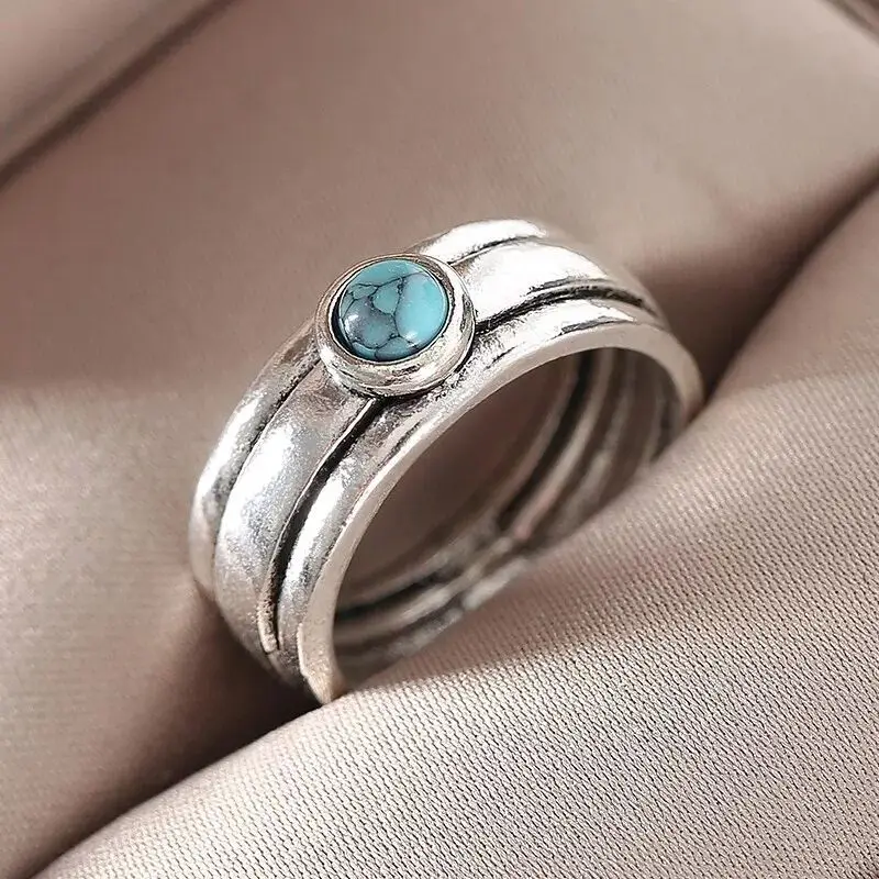 

Turquoise Ring Bohemian Retro Carved Personality Ring
