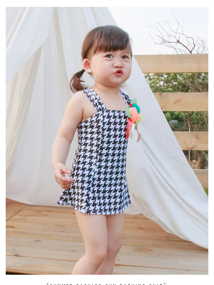 

2022 New Summer Girls Swimwear Suits Brand Design Kids Cute Houndstooth Sleeveless Swimwear Baby Toddler Fashion Beachwear 1-7T