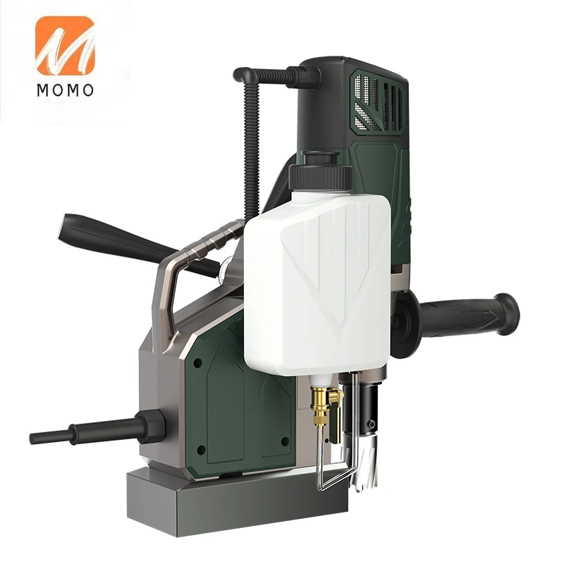 230 В постоянная скорость 600 об/мин 12000N Глубина сверления 50 мм Магнитная дрель