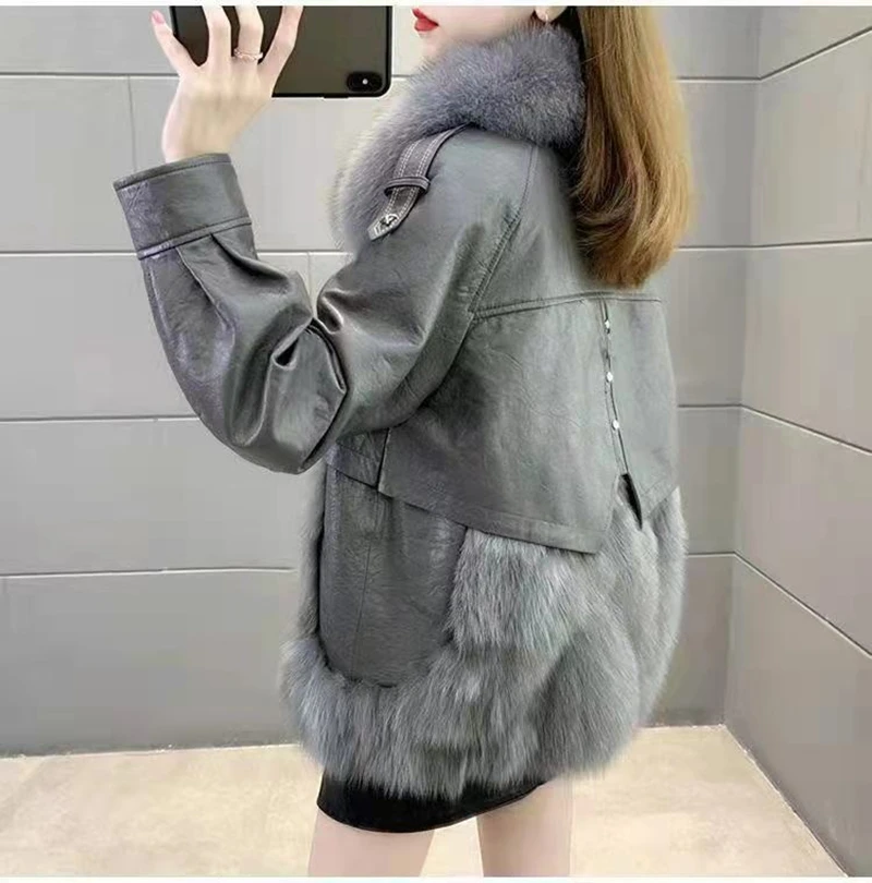 2022 New Autumn Winter Women's New Short Faux Fur Coat Patchwork Leather Jacket Slim Fashion Warm Plush Tops Famale Clothing