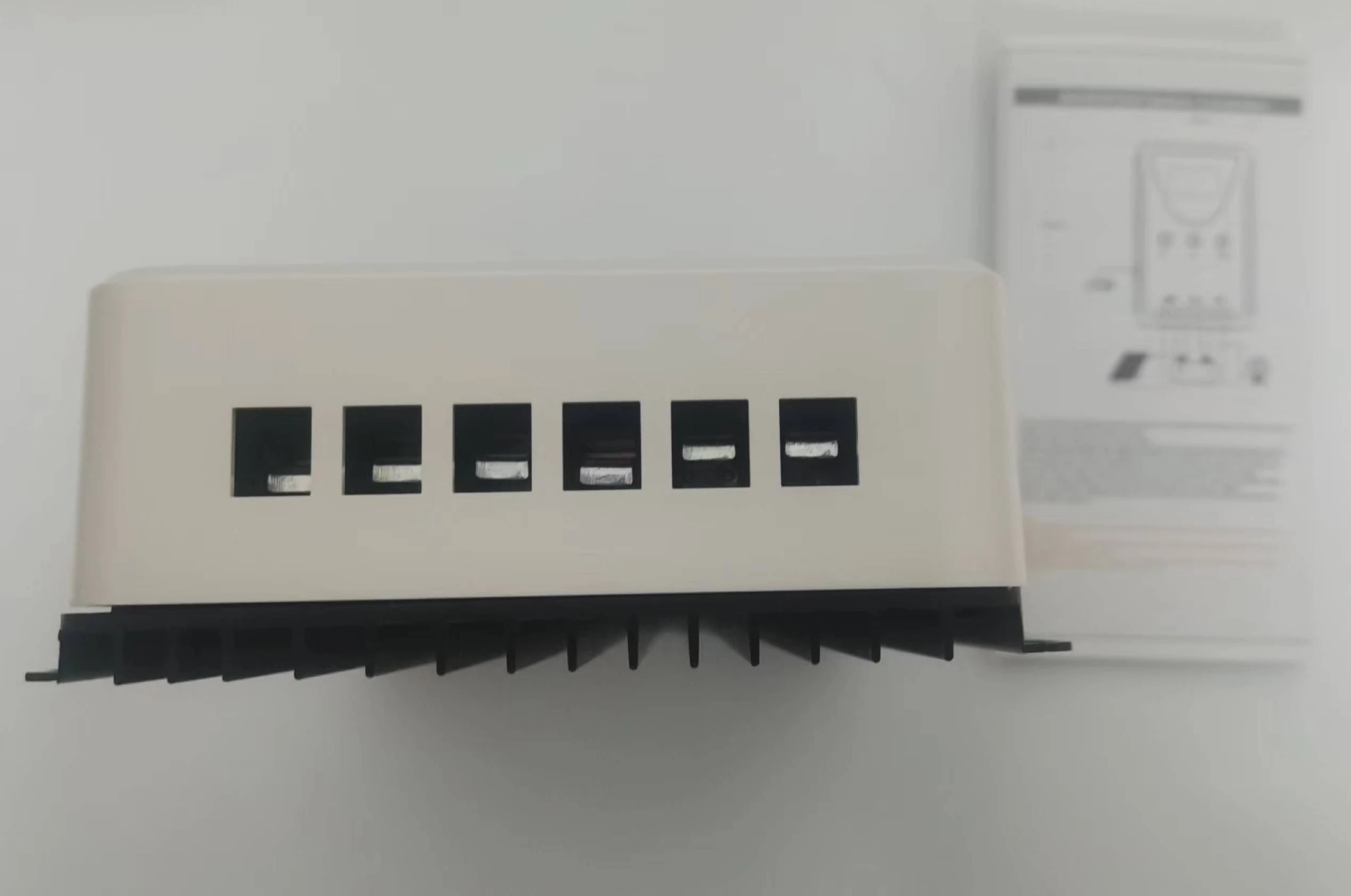 Автоматический контроллер солнечной зарядки MPPT для свинцово-кислотных батарей