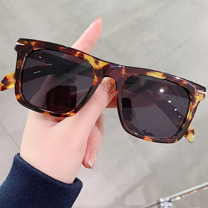 Купи Classic Retro Square Sunglasses Unisex Modern Simple Style Sunglass Outdoors Travel PC Glasses UV400 Fashion Apparel Accessories за 181 рублей в магазине AliExpress