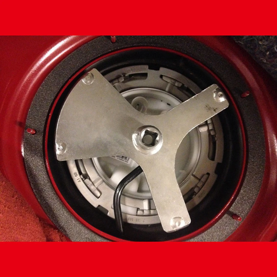 Инструмент для удаления крышки топливного насоса BMW E39 E46 E53 E60 F01 F02 F10 F12 X3 F25