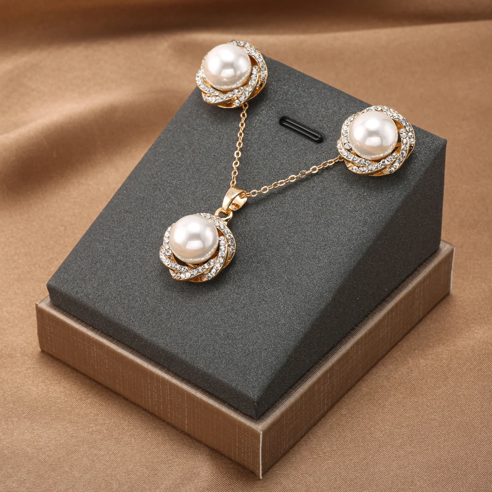

2022 New Fashion Unique Imitation Pearl Floral Rhinestone Stud Earrings Necklace Sets For Women Wedding Party Bridal Jewelry Set