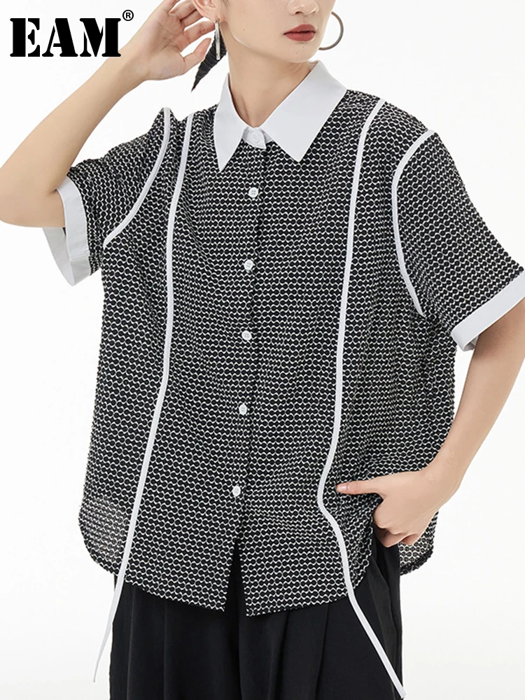 

[EAM] Women Black Printed Color-block Big Size Blouse New Lapel Short Sleeve Loose Fit Shirt Fashion Spring Summer 2022 1DE9946