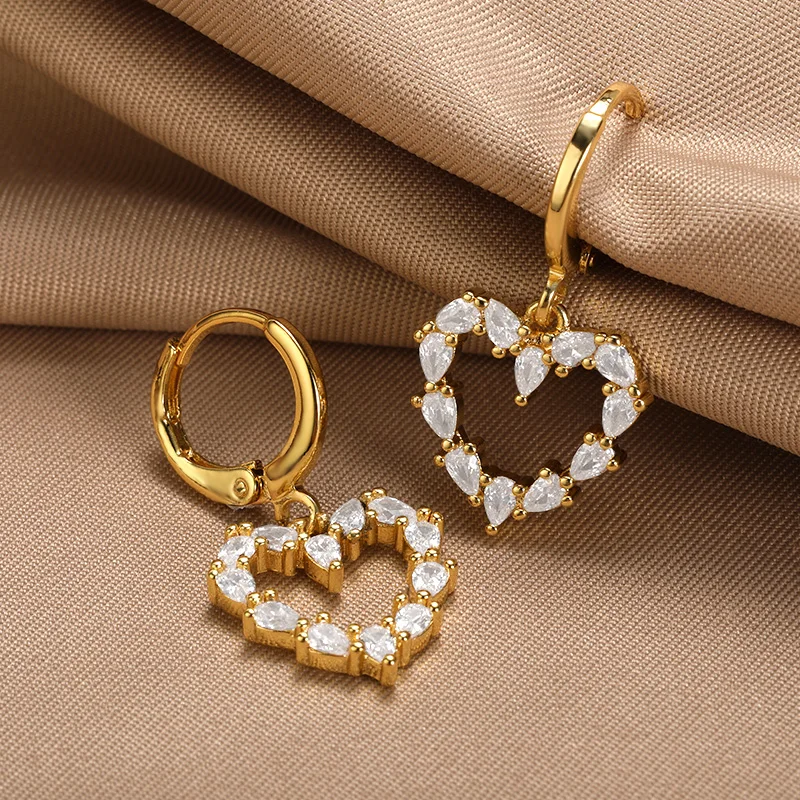 

New Luxury Fashion Butterfly Heart Hollow Faux Stone Earrings for Girls Earrings Jewelry Birthday Party Gifts 2022