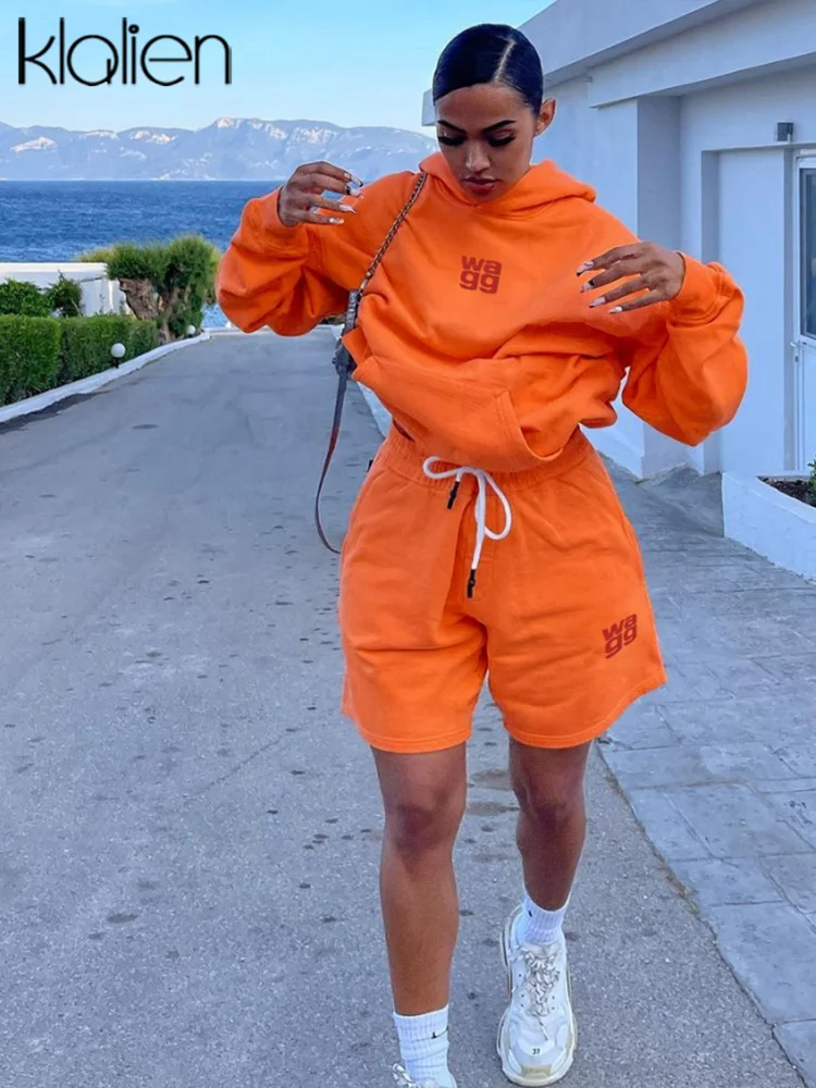 

Комплект из двух предметов KLALIEN Женский, Модный повседневный однотонный костюм с капюшоном и шорты, облегающая эластичная уличная одежда, о...