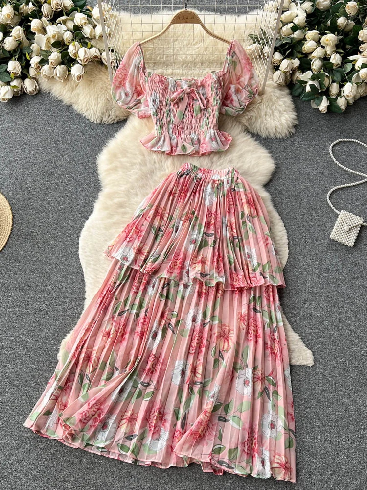 

Женский шифоновый комплект из двух предметов, топ с квадратным вырезом и коротким рукавом-фонариком + плиссированная юбка миди с оборками, п...