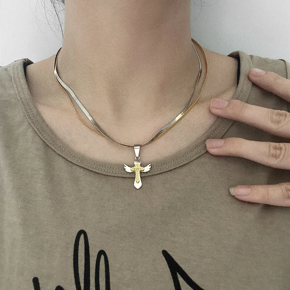 

New Kpop Double Layered Cross Necklaces Punk Style Simple Niche Design Sense Collarbone Chain Necklaces for Women Jewerly Gifts