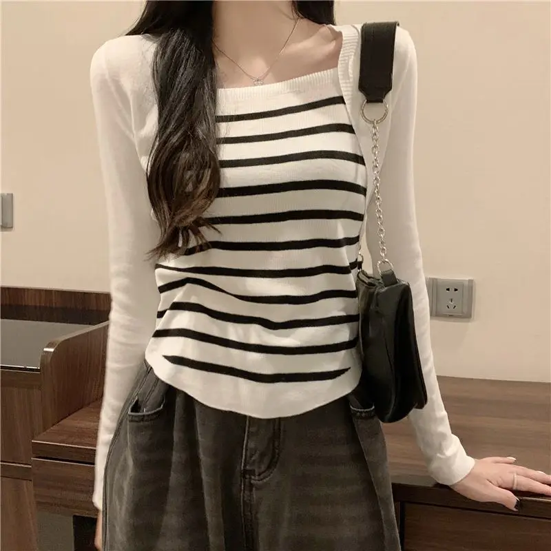 

Striped Korean Female Casual Fashion T Shirt Basic Clothing Streetwear Tops Patchwork Square Neck Long Sleeve Sweet Women Tee
