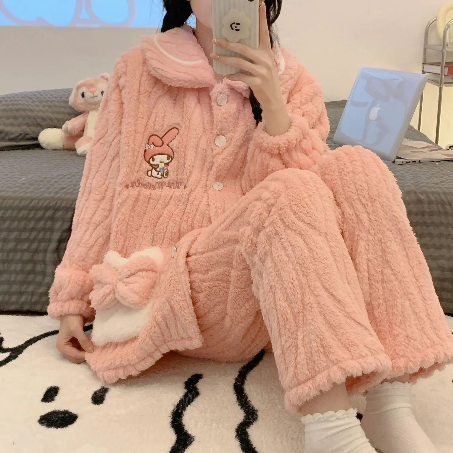 

Kawaii Sanrios Coral Fleece Pajamas Winter Warm Thickening Home Wear Set Anime Kuromi Cinnamoroll My Melody Cute Cartoon Gift