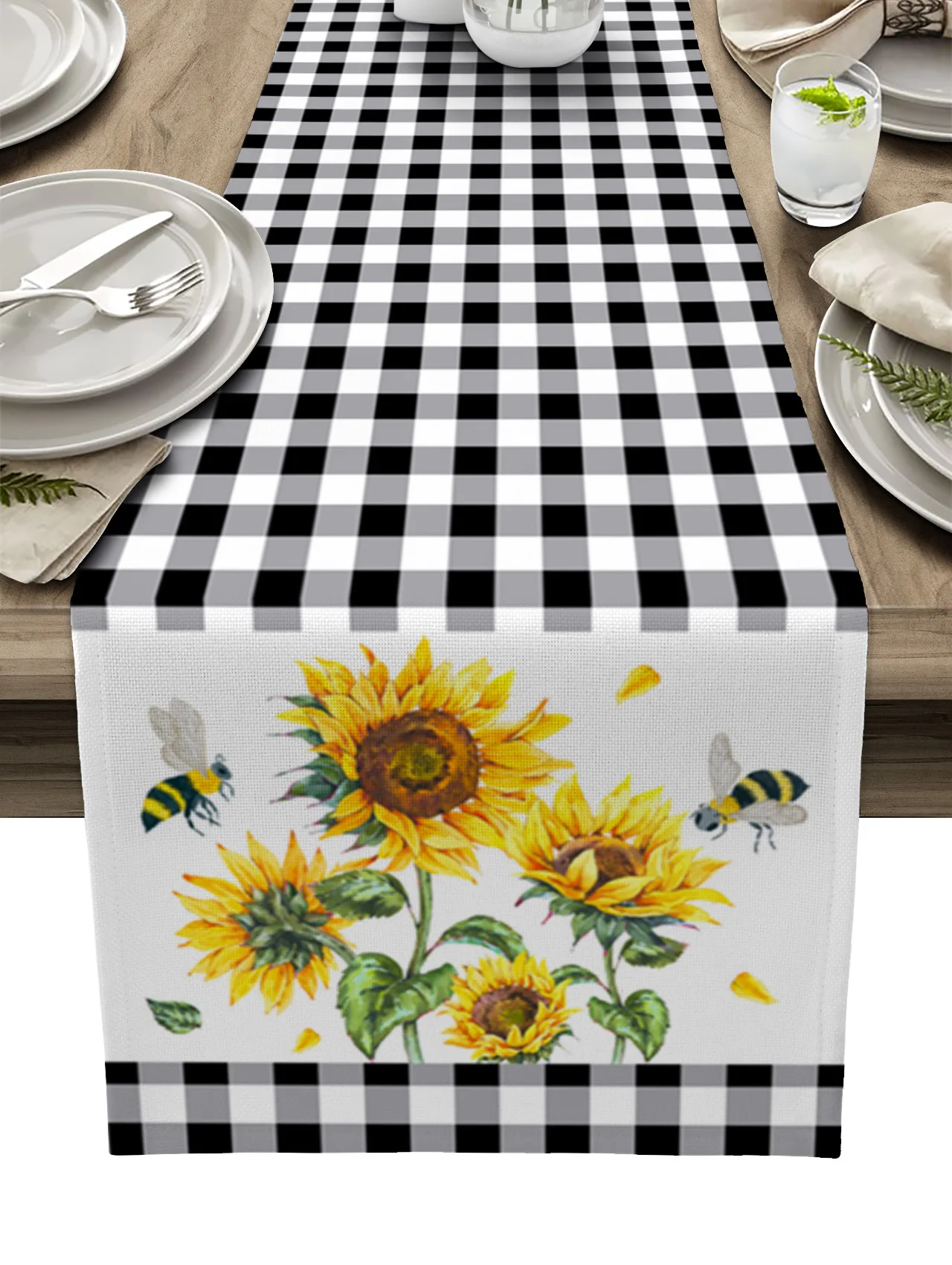 

Farm Sunflower Bee Plaid Table Runner Kitchen Dining Table Decor Tablecloth Wedding Holiday Decor Table Runner