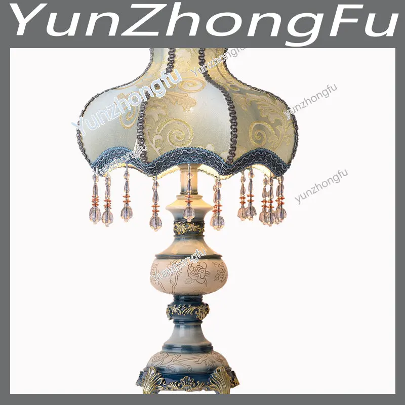 

Table Lamp Romantic Ceramic Fabric Vertical Table Lamp Bedroom Decoration Bedside Lamp for Living Room European Style