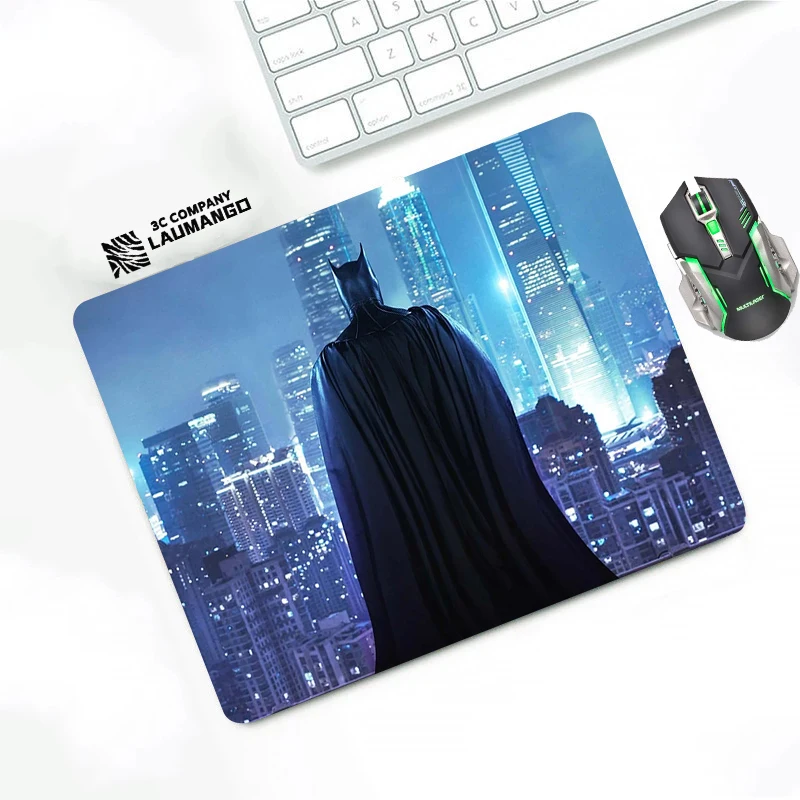 

Игровой пк компьютер Бэтмен-s Настольная компьютерная мышь мини аксессуары Аниме мультяшная клавиатура Коврик Для Мыши игровые коврики
