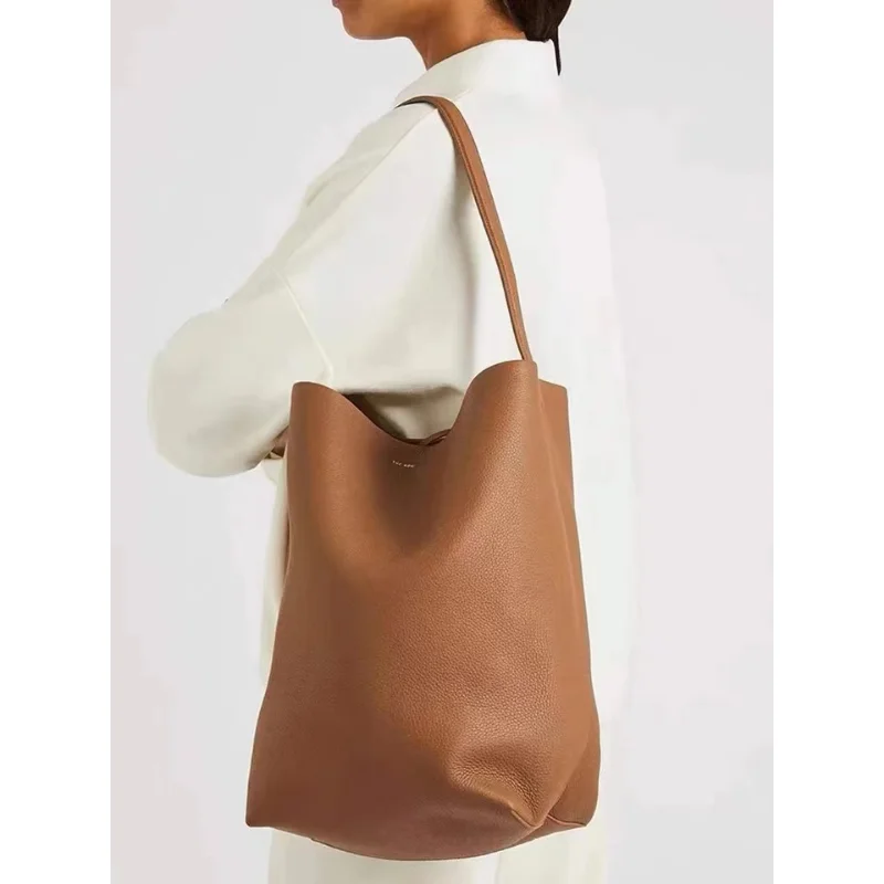 Casual Soft Skin Tote Large-capacity Bucket Bag Advanced Sense Niche Ladies Casual Commuter Portable Shoulder Bag 2023 Summer