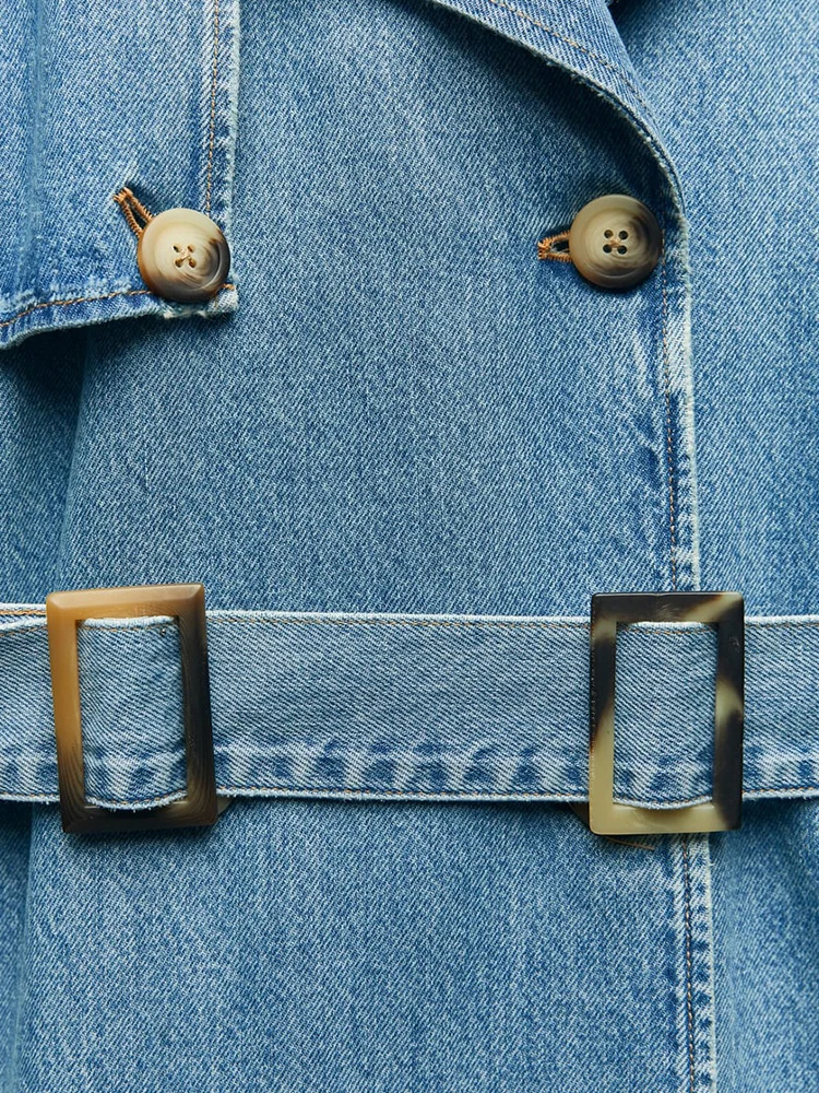 Рисунок 3 - Тренчкот женский джинсовый с поясом