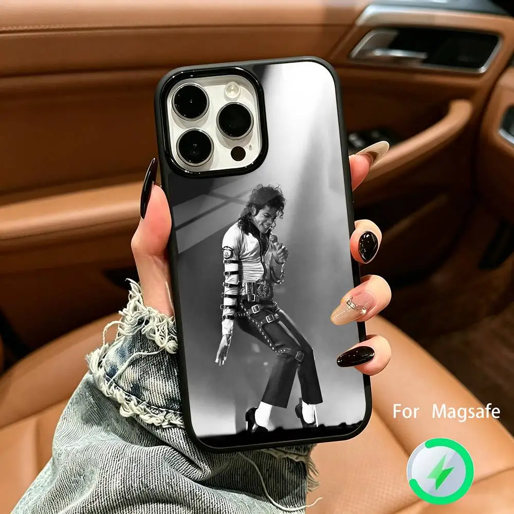 Фото Чехол для телефона с беспроводной зарядкой King of Pop - Майкл Джексон для iPhone 17 16 15 14 13 12 11 Plus Pro Max Plus №4